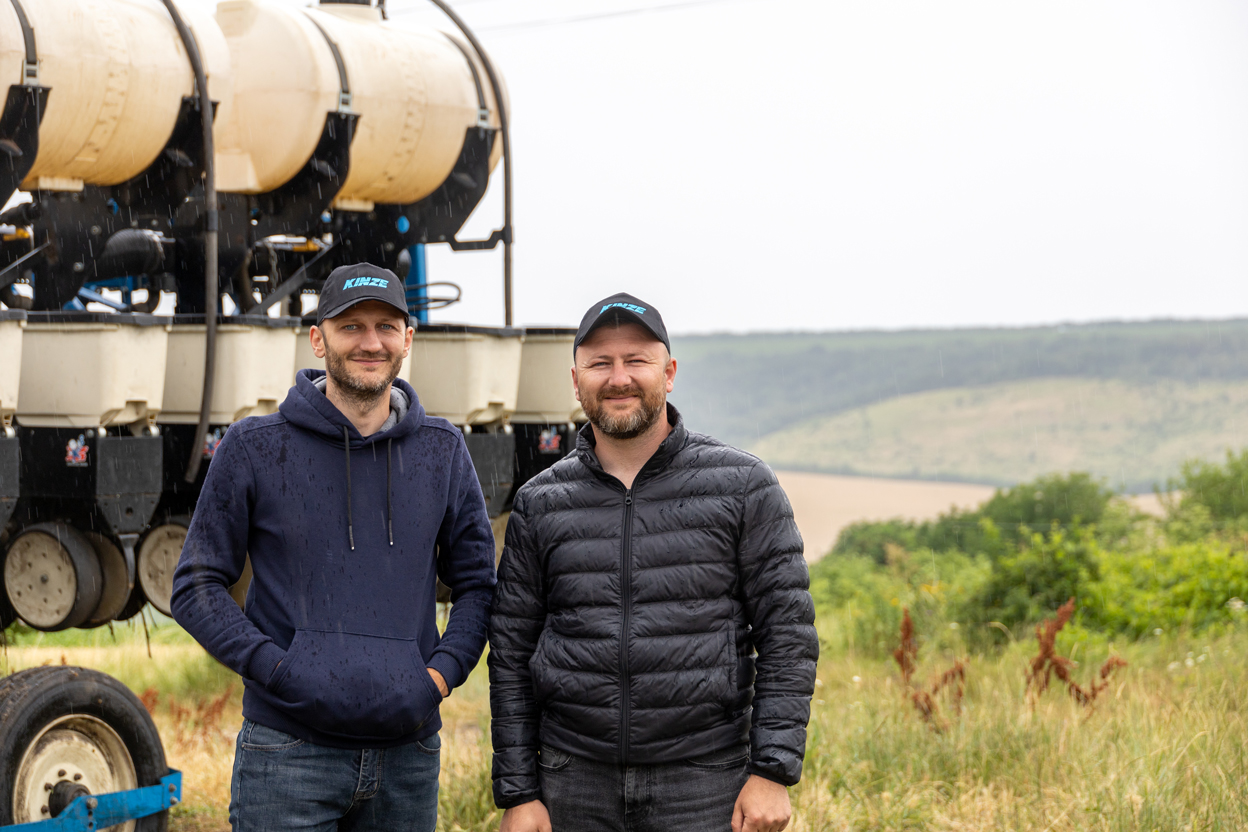 Vastar Agro Enhances Crop Productivity with Kinze 3600 Planter